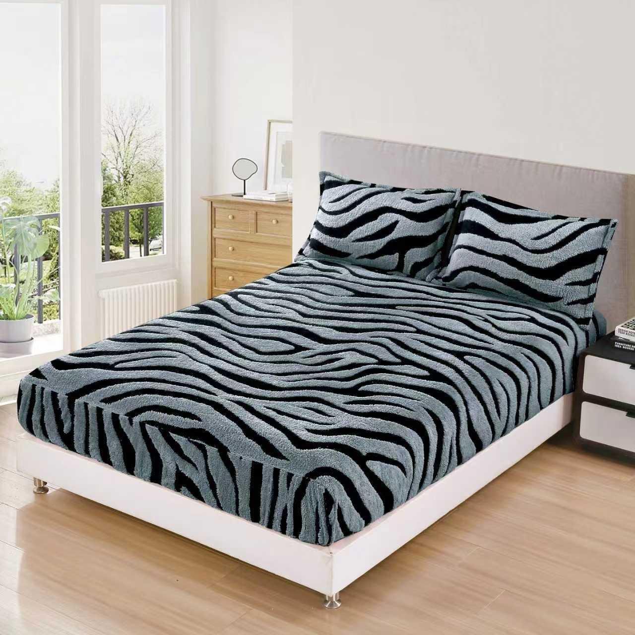 Husa Cocolino Sherpa cu Elastic, 180x200cm+2 Fete de Perna, Gri Albastrui/Zebra Print-F9775