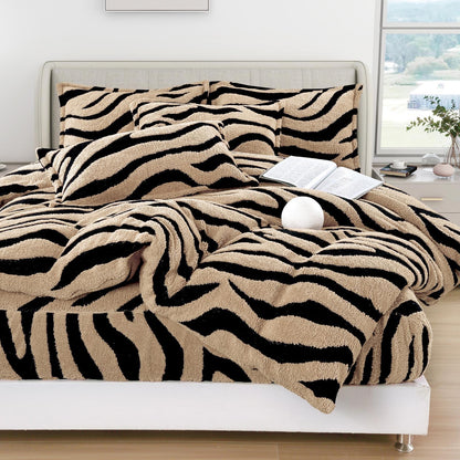 Lenjerie Pat Dublu Super Pufoasă, Cocolino Sherpa, 4 Piese, cu Elastic, Bej/Zebra Print-F9749