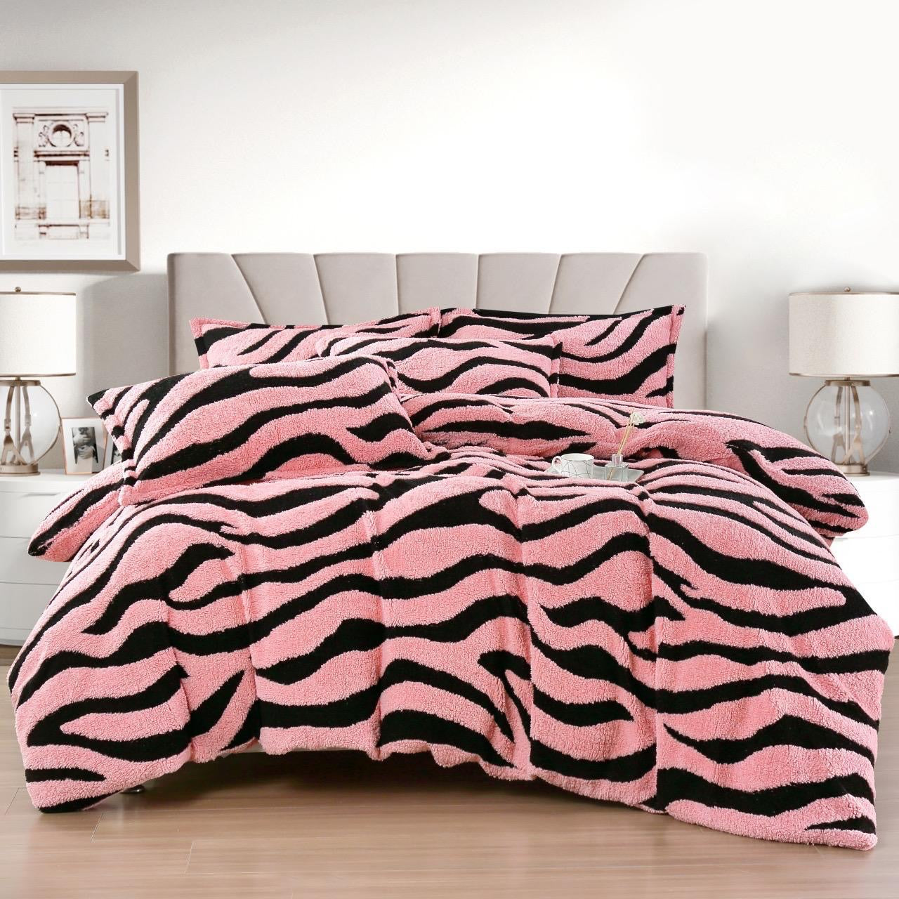 Lenjerie Pat Dublu Super Pufoasă, Cocolino Sherpa, 4 Piese, cu Elastic, Roz/Zebra Print-F9744