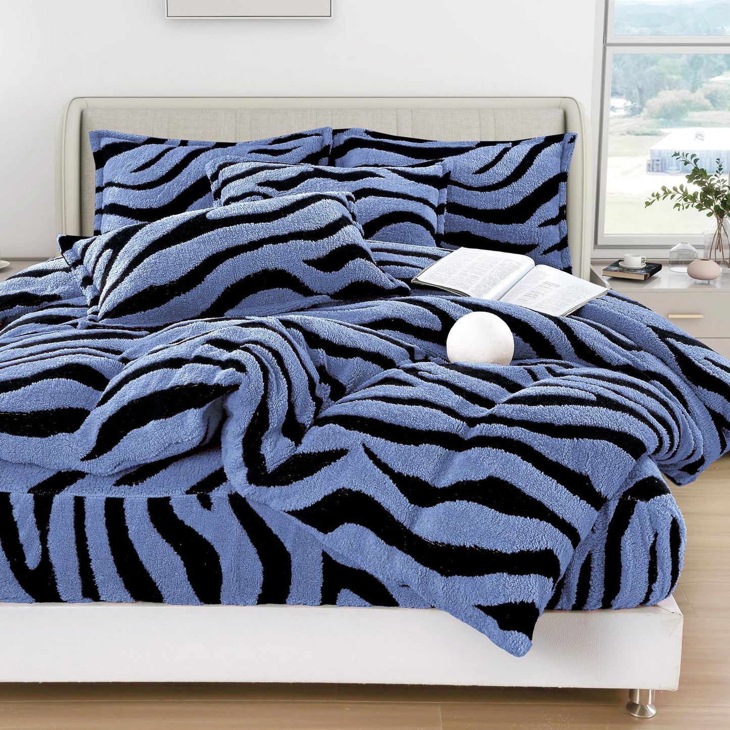 Lenjerie Pat Dublu Super Pufoasă, Cocolino Sherpa, 4 Piese, cu Elastic, Albastru/Zebra Print-F9745