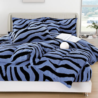 Lenjerie Pat Dublu Super Pufoasă, Cocolino Sherpa, 4 Piese, cu Elastic, Albastru/Zebra Print-F9745