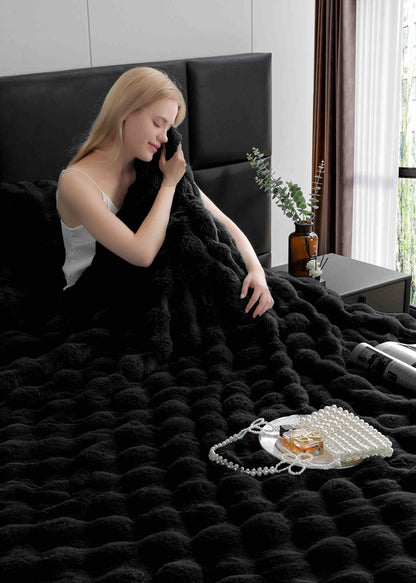 Lenjerie Luxury ExtraPufoasa, din Blanita Artificiala Tip Iepure, 6 piese, Negru