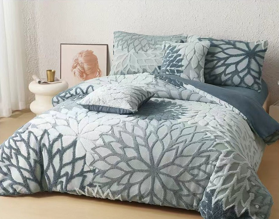 Lenjerie Cocolino Pufoasa, Pat Dublu, cu 6 Piese, Cearceaf Pat Cu Elastic, Flori In Relief-M11516