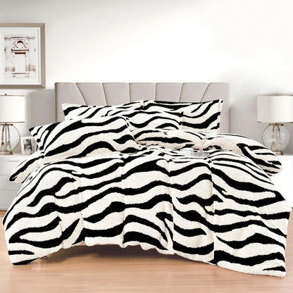 Lenjerie Pat Dublu Super Pufoasă, Cocolino Sherpa, 4 Piese, cu Elastic, Zebra Print-F9747