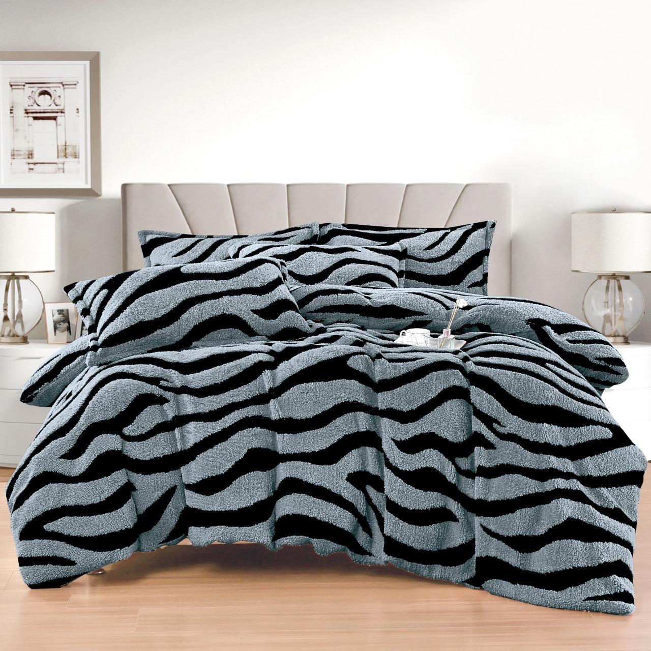 Lenjerie Pat Dublu Super Pufoasă, Cocolino Sherpa, 4 Piese, cu Elastic, Gri Albăstrui/Zebra Print-F9748