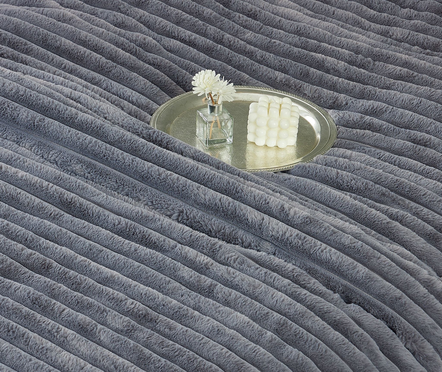 Lenjerie Pat cu Pilota Inclusa, Blanita Iepure Artificiala, Cearceaf de Pat Cu Elastic, 6 Piese, Gri Închis-C9804