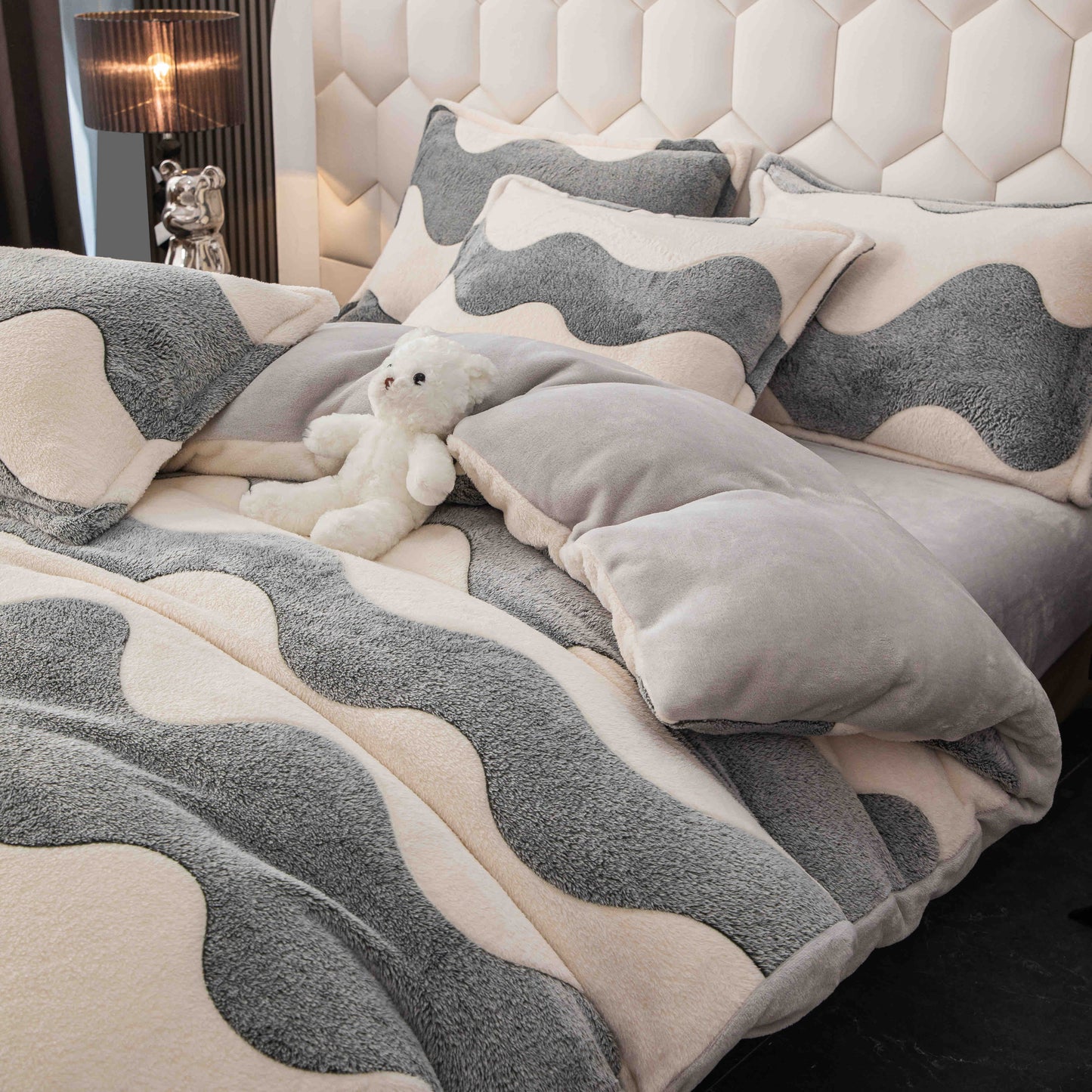 Lenjerie Cocolino 4 Piese cu Elastic, Pat Dublu, Valuri-C9348