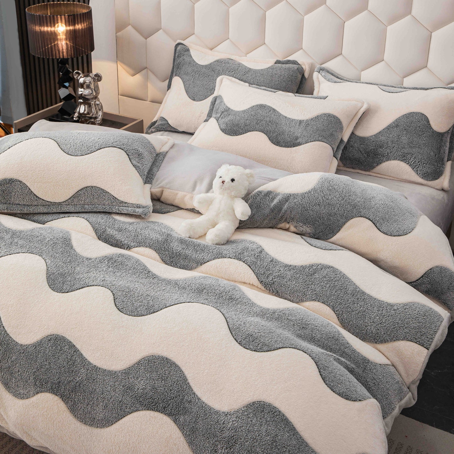 Lenjerie Cocolino 4 Piese cu Elastic, Pat Dublu, Valuri-C9348