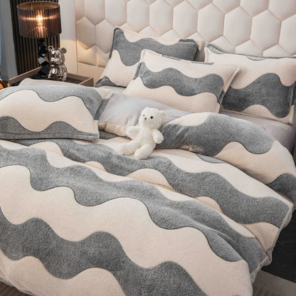 Lenjerie Cocolino 4 Piese cu Elastic, Pat Dublu, Valuri-C9348