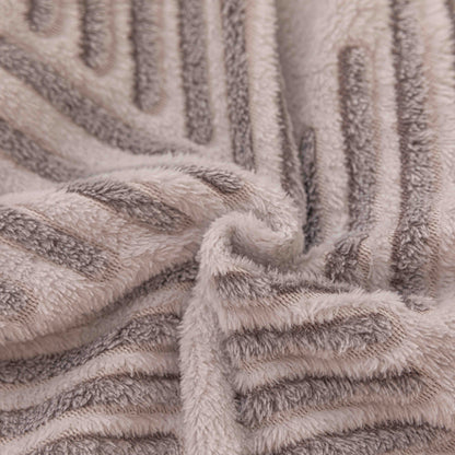 Lenjerie Cocolino 4 Piese cu Elastic, Pat Dublu, Zig Zag-C9344