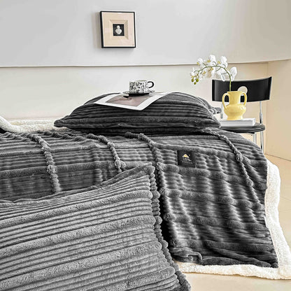 Set Patura Cocolino cu Blanita+2 Fete de Perna 50x70cm, Gri Inchis-C9916