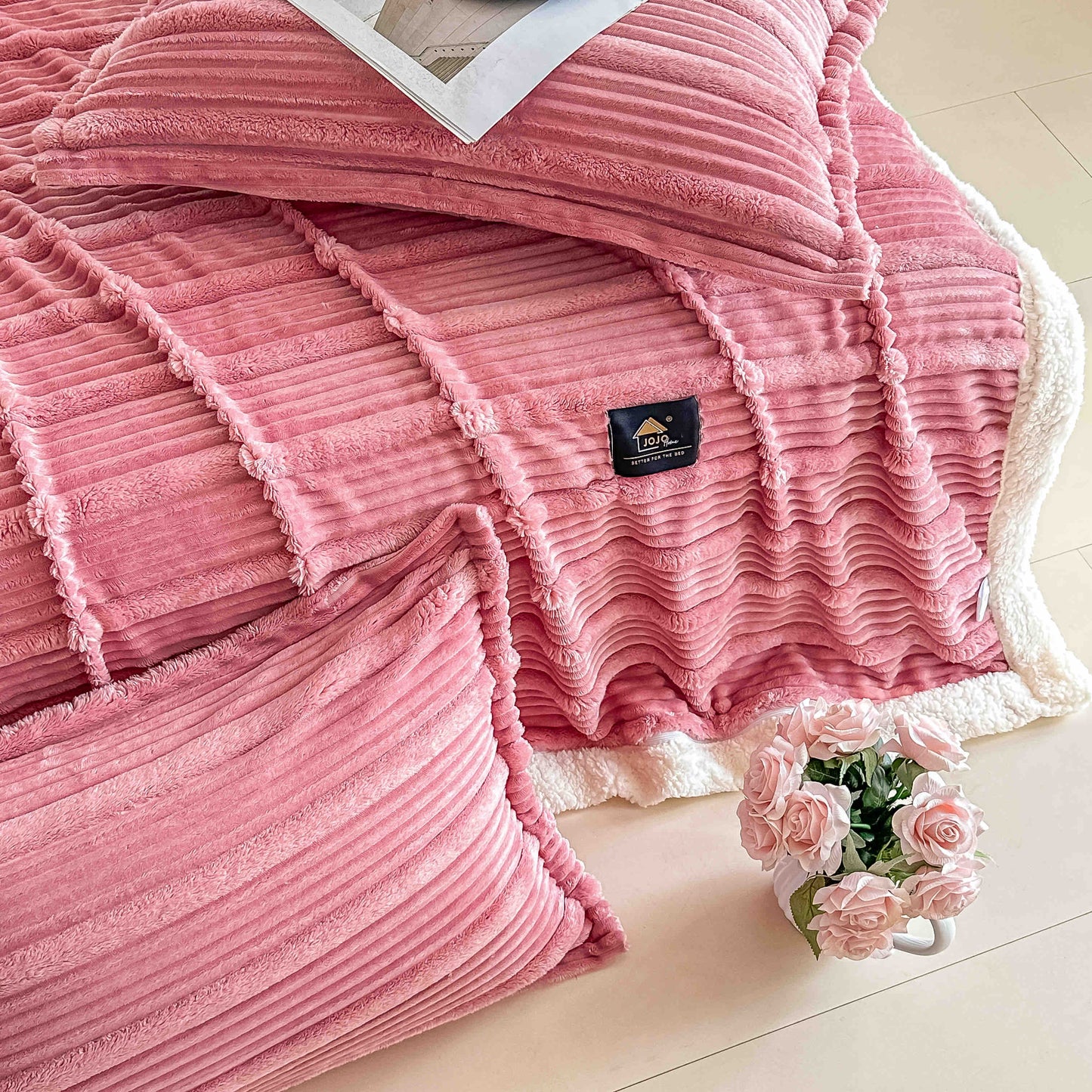 Set Patura Cocolino cu Blanita+2 Fete de Perna 50x70cm, Roz-C9918