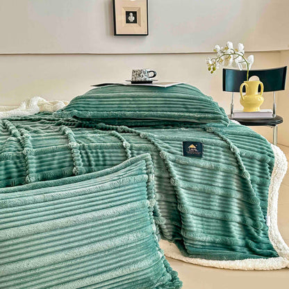 Set Patura Cocolino cu Blanita+2 Fete de Perna 50x70cm, Verde Menta-C9922