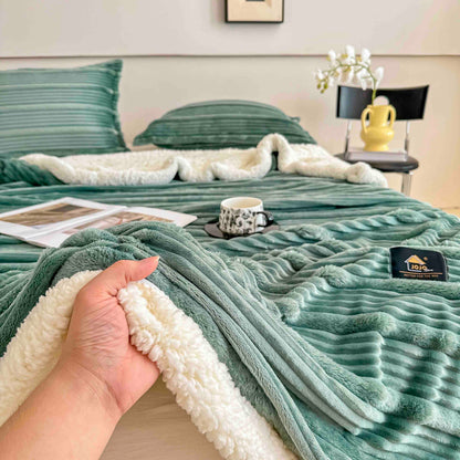 Set Patura Cocolino cu Blanita+2 Fete de Perna 50x70cm, Verde Menta-C9922