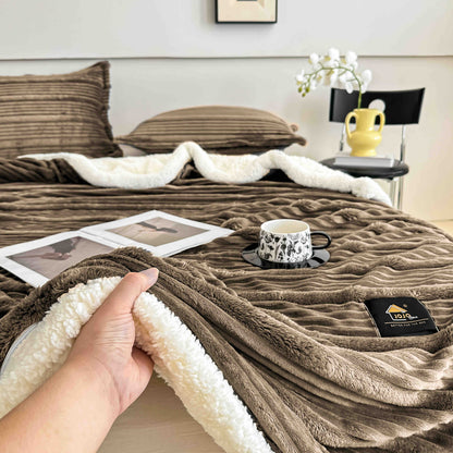 Set Patura Cocolino cu Blanita+2 Fete de Perna 50x70cm, Maro-C9920