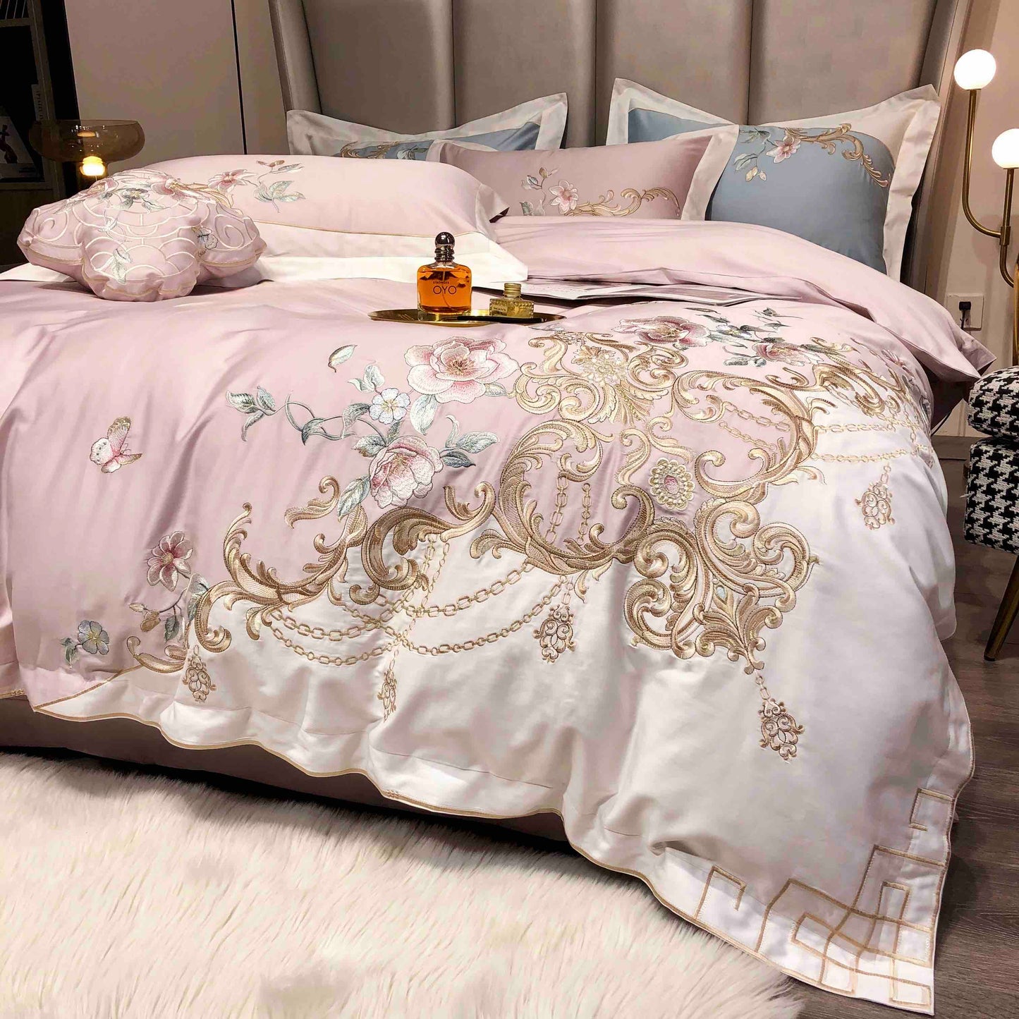Lenjerie de Pat Premium Satin Deluxe cu Broderie Eleganta, din Bumbac 100%, 4 Piese, Pink Royal-C11298