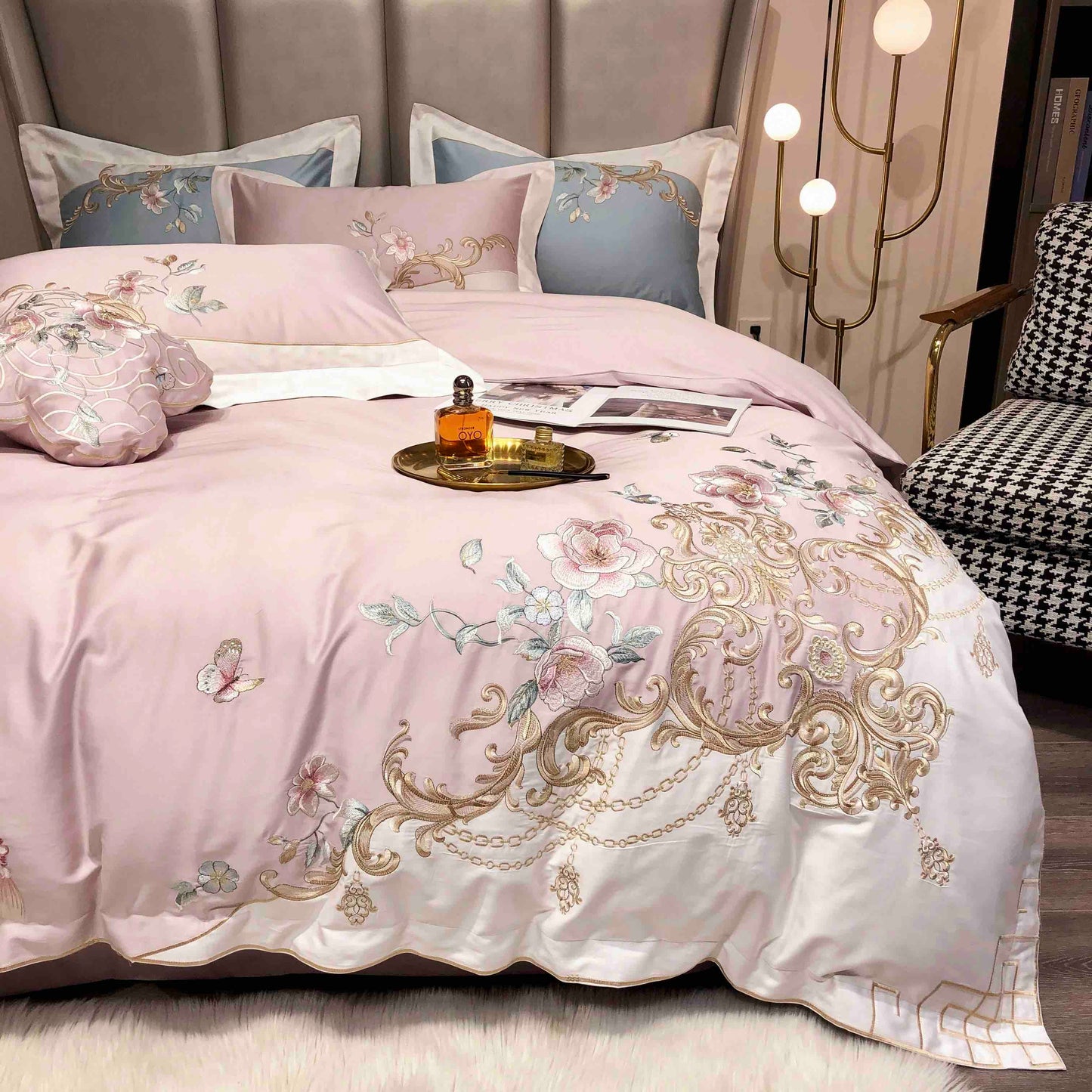 Lenjerie de Pat Premium Satin Deluxe cu Broderie Eleganta, din Bumbac 100%, 4 Piese, Pink Royal-C11298
