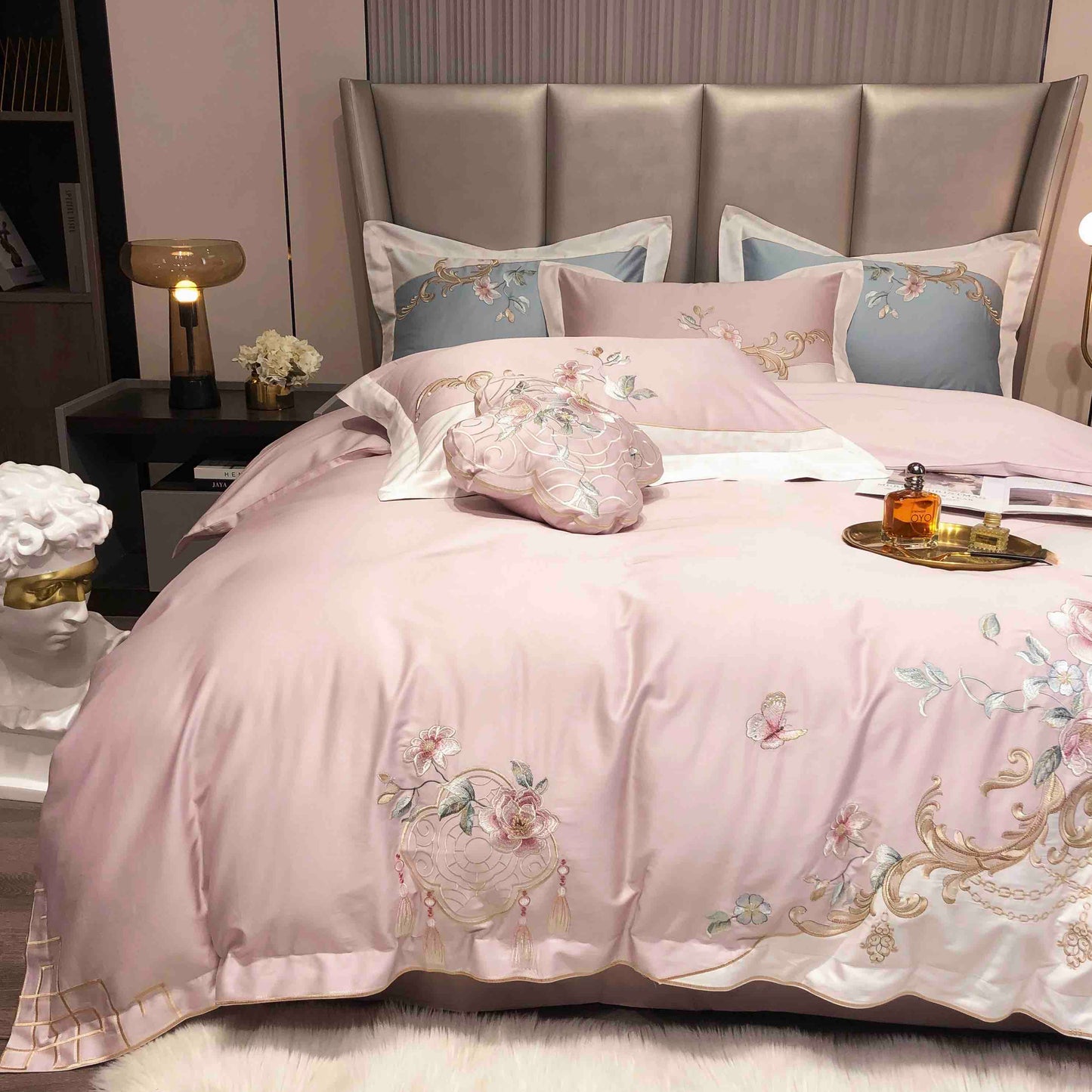 Lenjerie de Pat Premium Satin Deluxe cu Broderie Eleganta, din Bumbac 100%, 4 Piese, Pink Royal-C11298