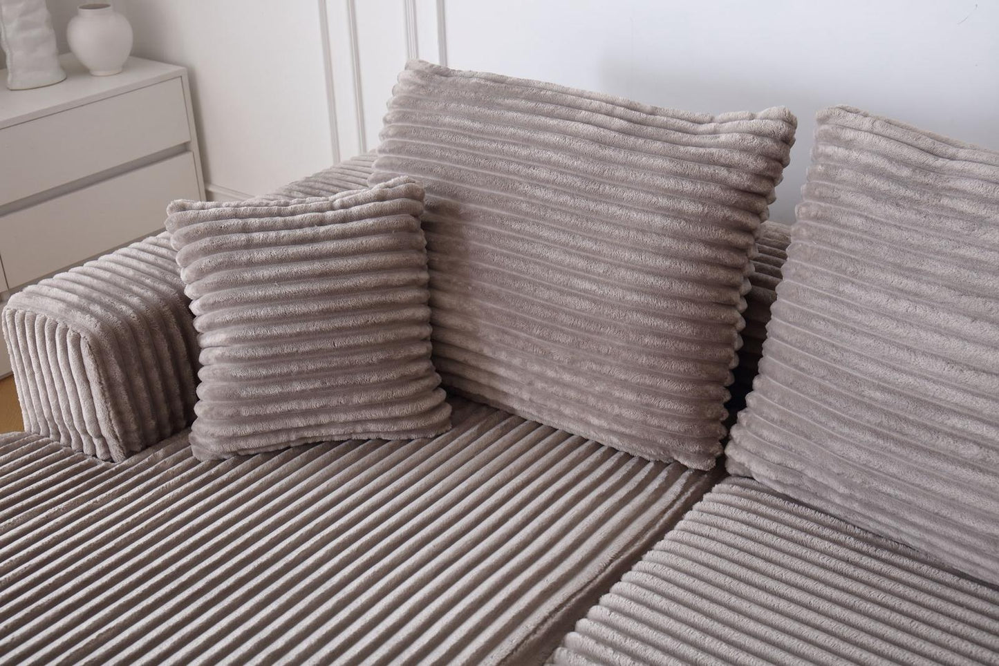 Coltar Premium Saphyra, cu Susținere Ergonomică HD Foam, Catifea Reiata, Bej-C9481