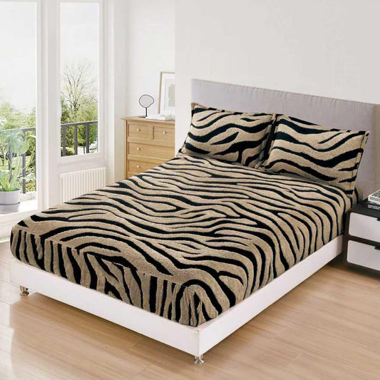 Husa Cocolino Sherpa cu Elastic, 180x200cm+2 Fete de Perna, Cappuccino/Zebra Print-F9773