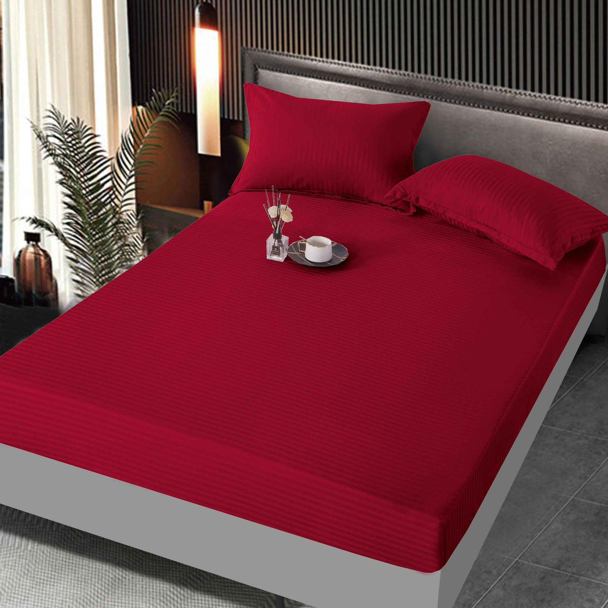 Husa de Pat cu Elastic din Damasc, 160x200cm+2 Fete de Perna, Rosu