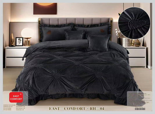 Lenjerie Luxury din Catifea, 6 Piese cu Inimi Brodate si Volanas, Negru-D9214